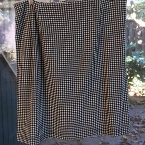 Express plaid skirt with elastic waist